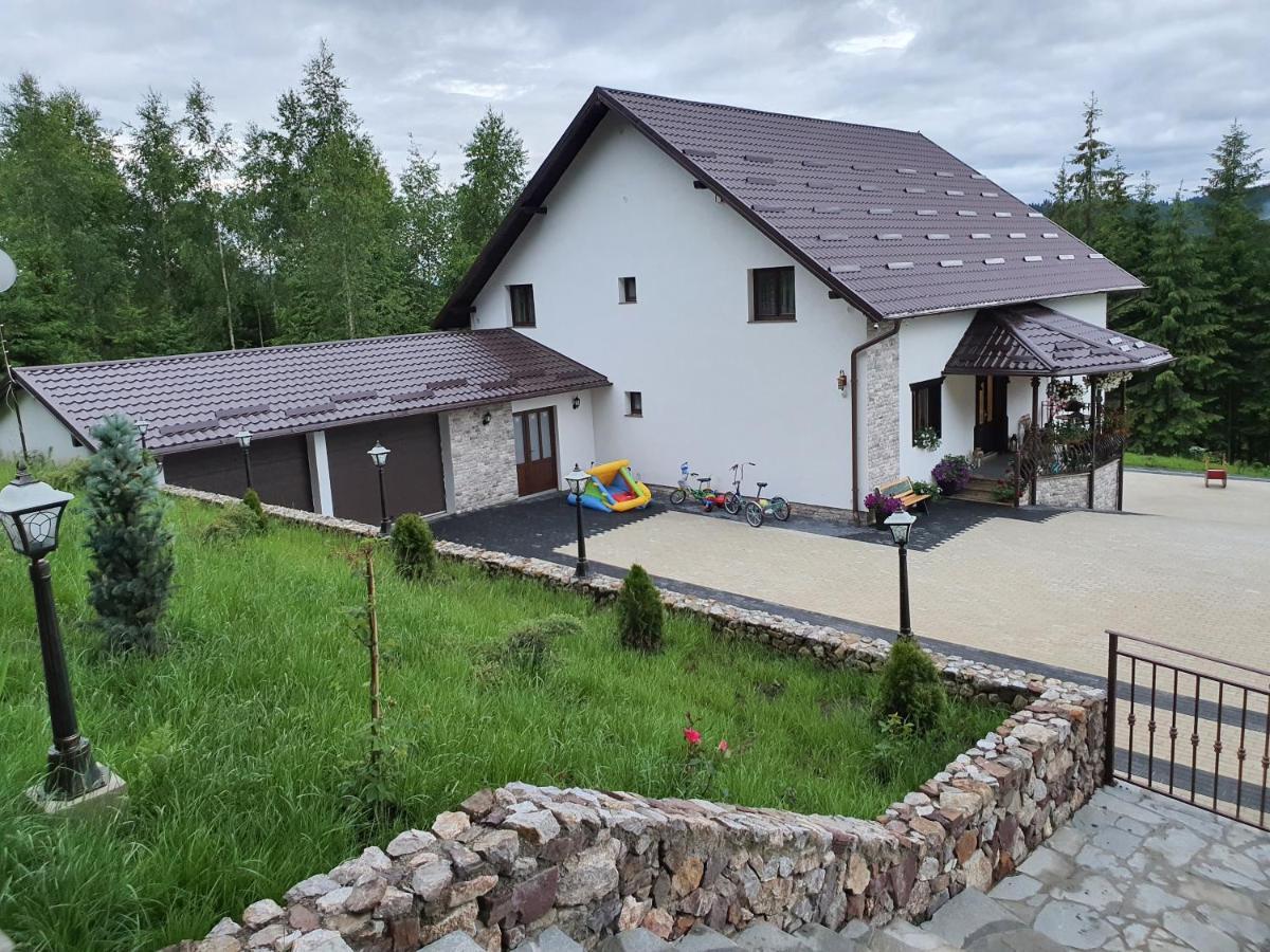 ホテル Casa Sofia Bucovina Ciumirna エクステリア 写真