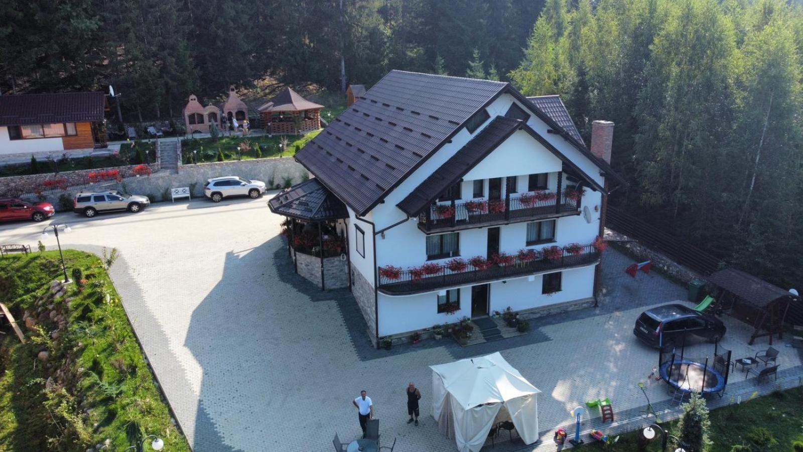 ホテル Casa Sofia Bucovina Ciumirna エクステリア 写真